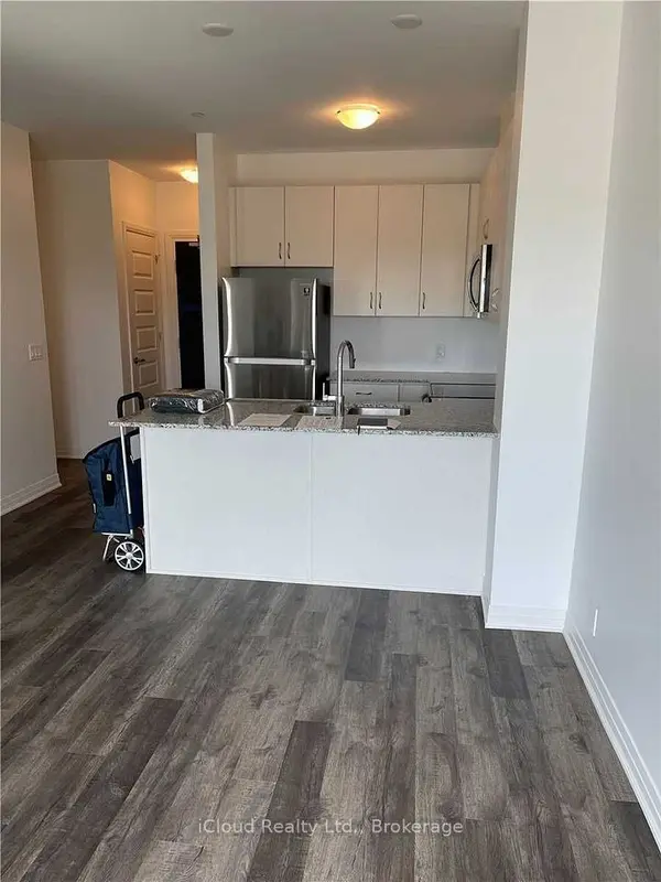 102 Grovewood Common 320, Oakville, ON L6H 0X2 photo 1