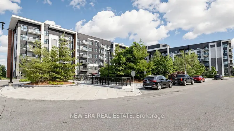 128 Grovewood Common 229, Oakville, ON L6H 0X3 photo 1