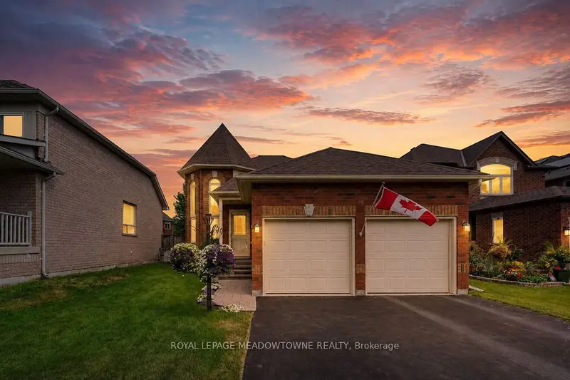 89 Standish Street, Halton Hills, ON L7G 5W3, Halton Hills