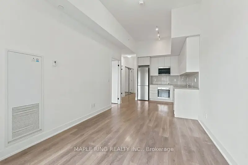 2485 Taunton Road 450, Oakville, ON L6H 3R8 photo 1