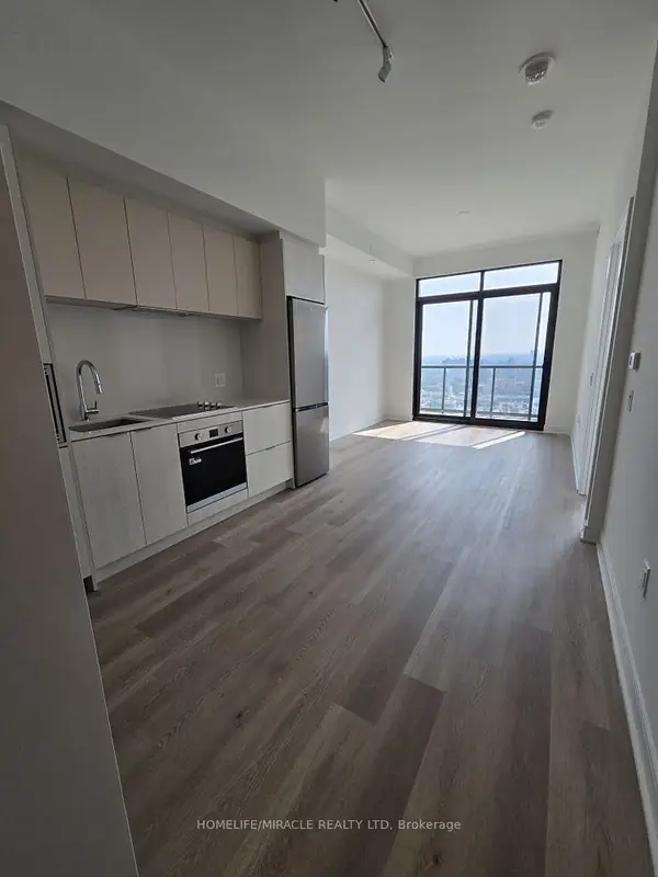 86 Dundas Street E 1715, Mississauga, ON L5A 0B1, Mississauga